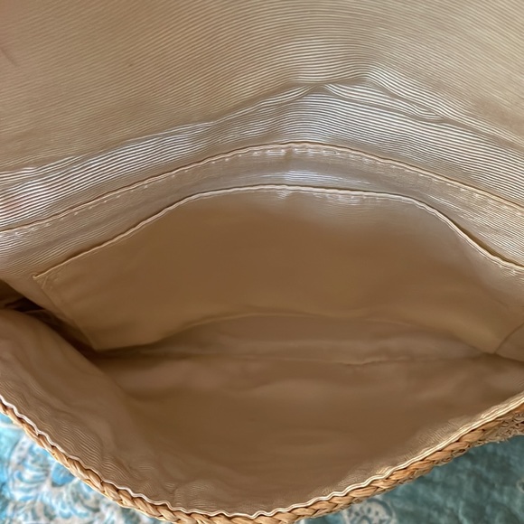 Lilly Pulitzer clutch - Picture 5 of 6